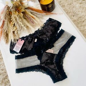 RARE Set 2014 Victorias Secret London Fashion Show Runway Cheeky Panties Black M